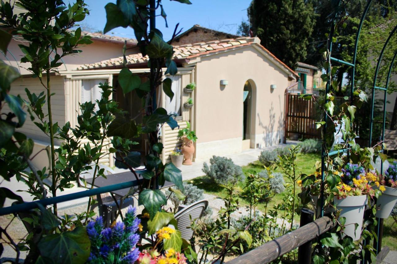 Vila Il Lavandeto - Farmhouse In The City Siena Exteriér fotografie